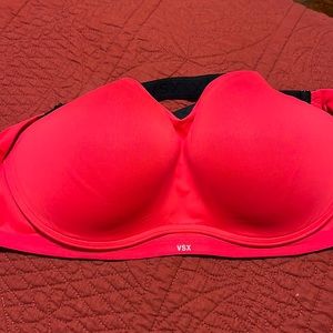 VS sports bra